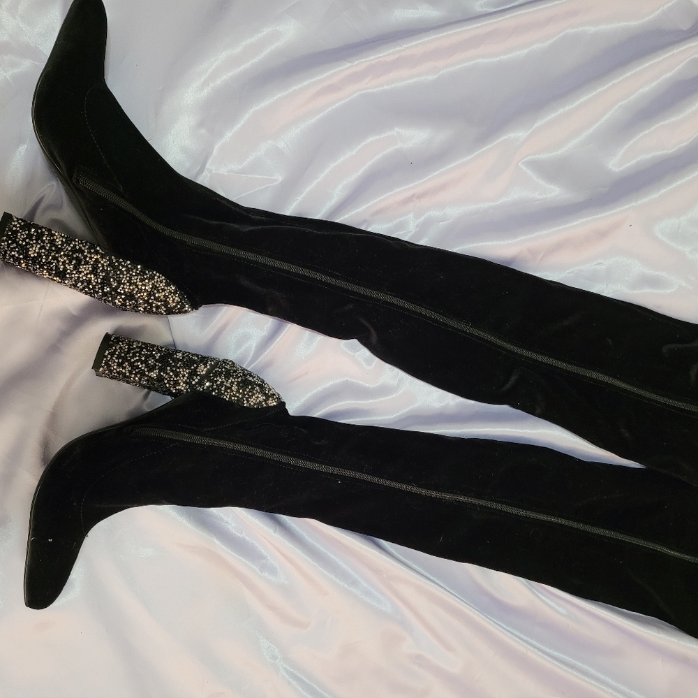 Over knees boots